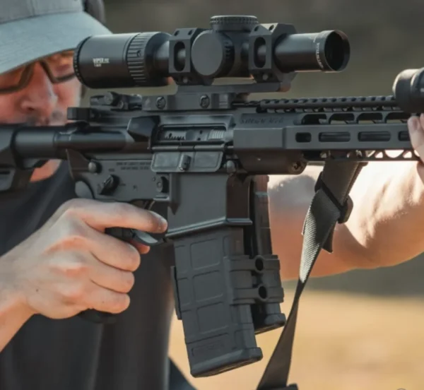 MagLink съединител за PMAG 30/40 монтиран на AR15